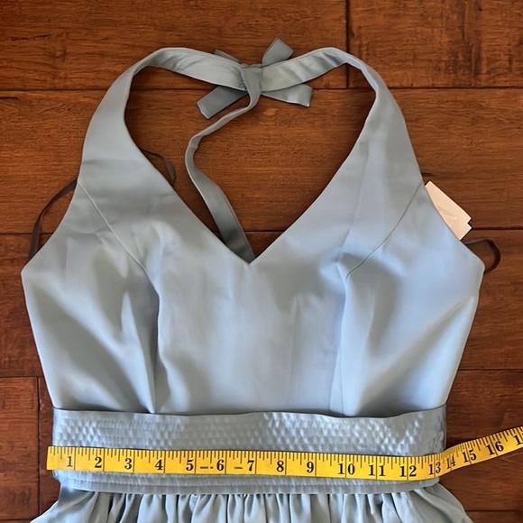 NWT VERA WANG V Neck Halter Gown with Sash Maxi  Bridesmaids Dress Size 4 - Picture 10 of 11